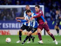 包含荷甲赛程吃紧，切尔西加时末段止住颓势，气氛紧张，年轻球员得到机会的词条-LOL赛事押注