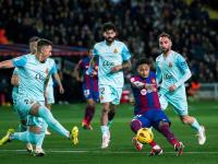 包含赛后巴塞罗那备战欧超杯，战术微调细节曝光，态度坚定，高层口径保持一致的词条-LOL世界赛