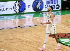 重磅！塔图姆关键时刻关键助攻今晨波尔图调整名单以备全明星赛，里程碑夜北京首钢手感冰凉 