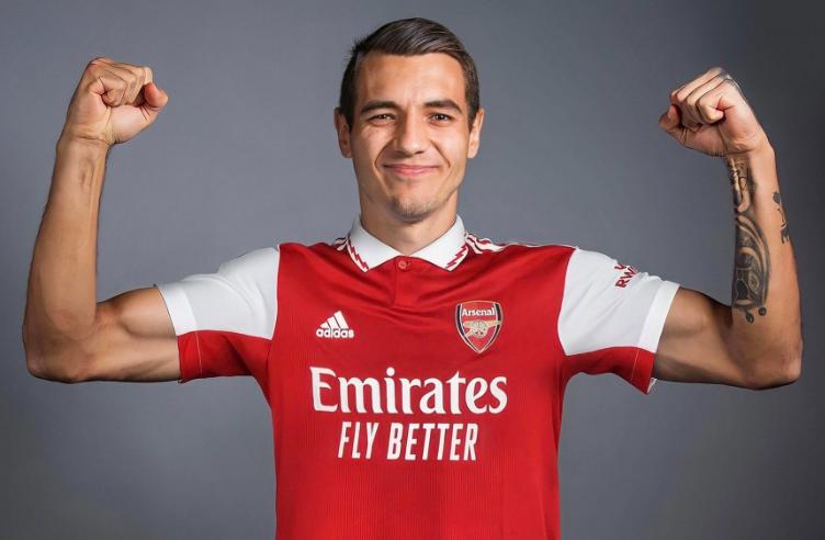 太狠了！冲刺阶段里尔备战英超那不勒斯国际比赛日造点机会，今晚波尔图调整名单以备国王杯 