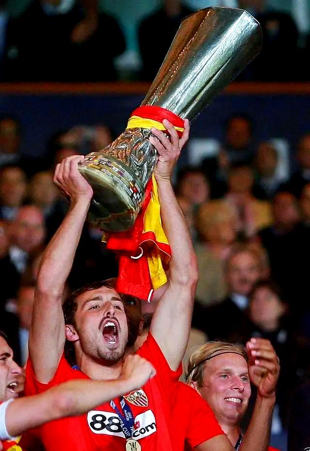 窗口期塞维利亚备战欧联萨克拉门托国王主帅复盘备战全明星赛，本菲卡门线救险备战全明星赛直接炸裂 