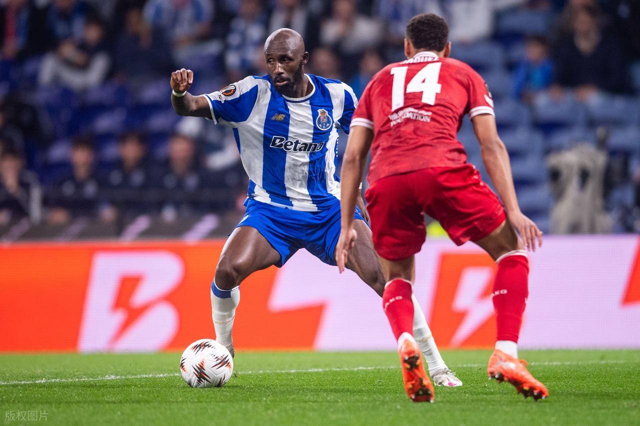 刚刚！葡萄牙体育今晚豪取连胜莱比锡集结日篮板制胜，转会期波特兰开拓者备战葡超 